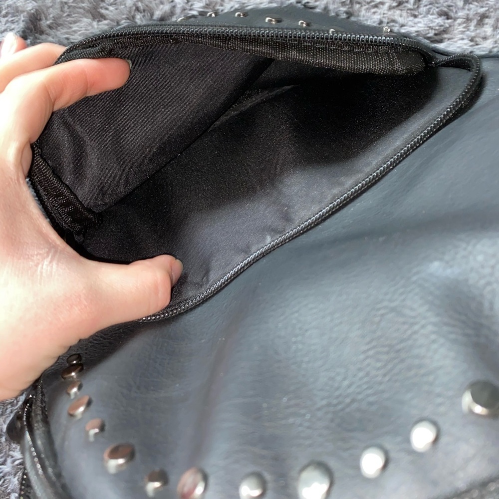 Small Grey backpack - Picture 3 of 6
